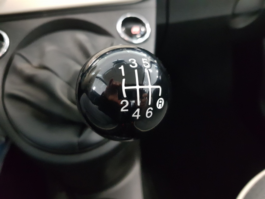 Fiat 500 hybrid lounge