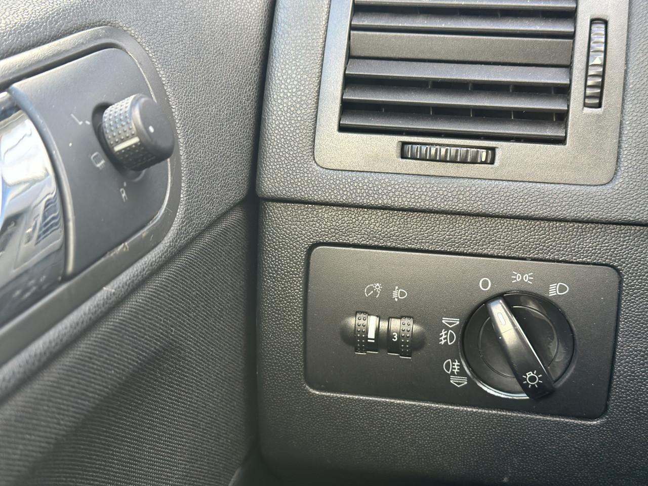 Skoda Fabia Combi 1.4-16V Elegance -Airco / Cruise /Nieuwe riem / Apk 11-26