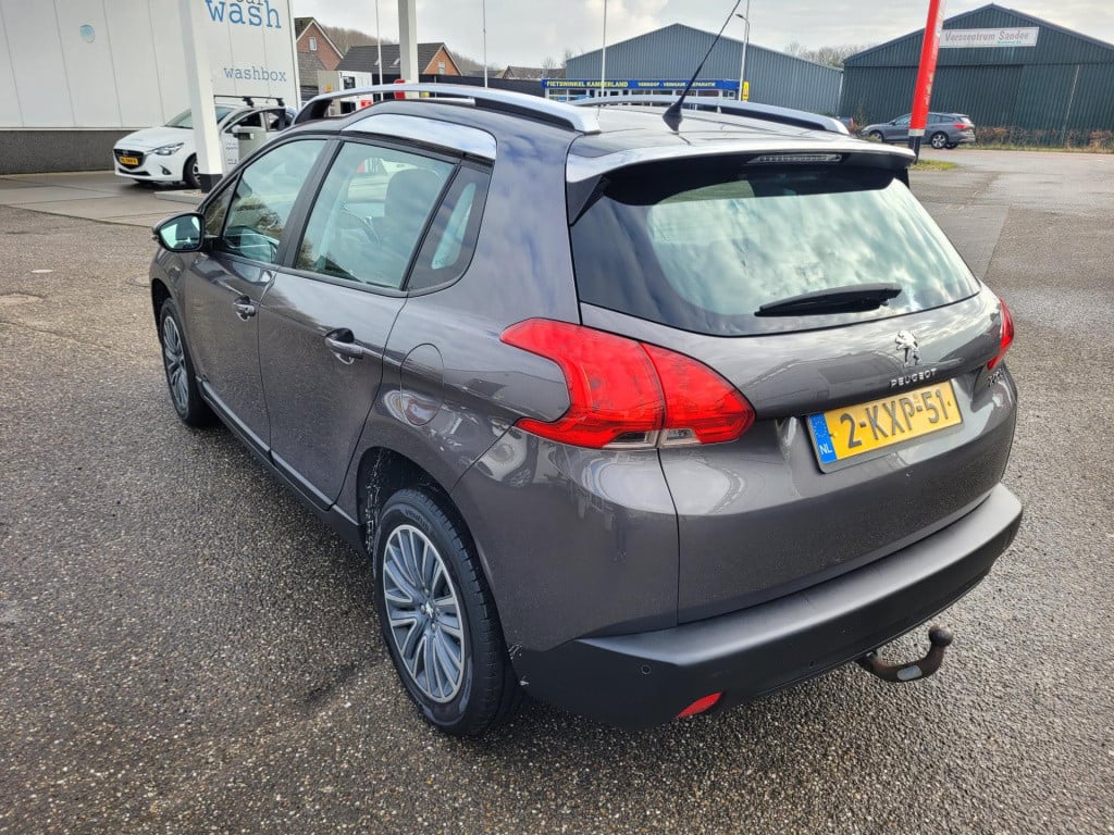 Peugeot 2008 1.2 vti active