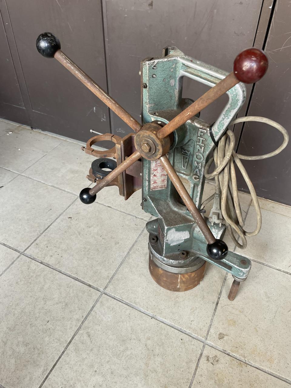 Magnetische boorstatief