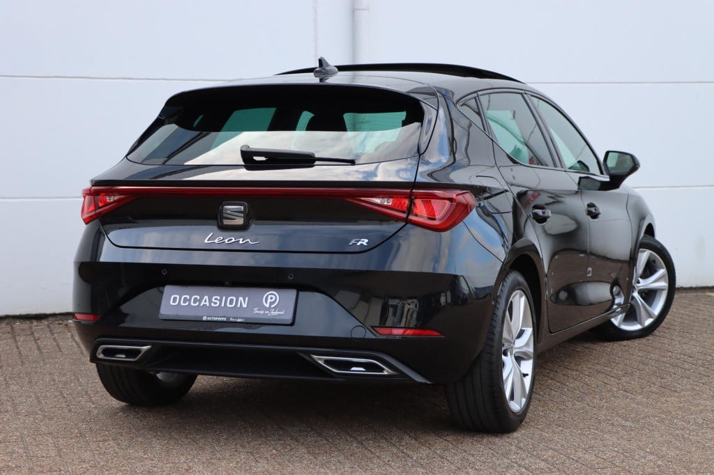 Seat Leon 1.5 tsi 150pk dsg fr launch edition