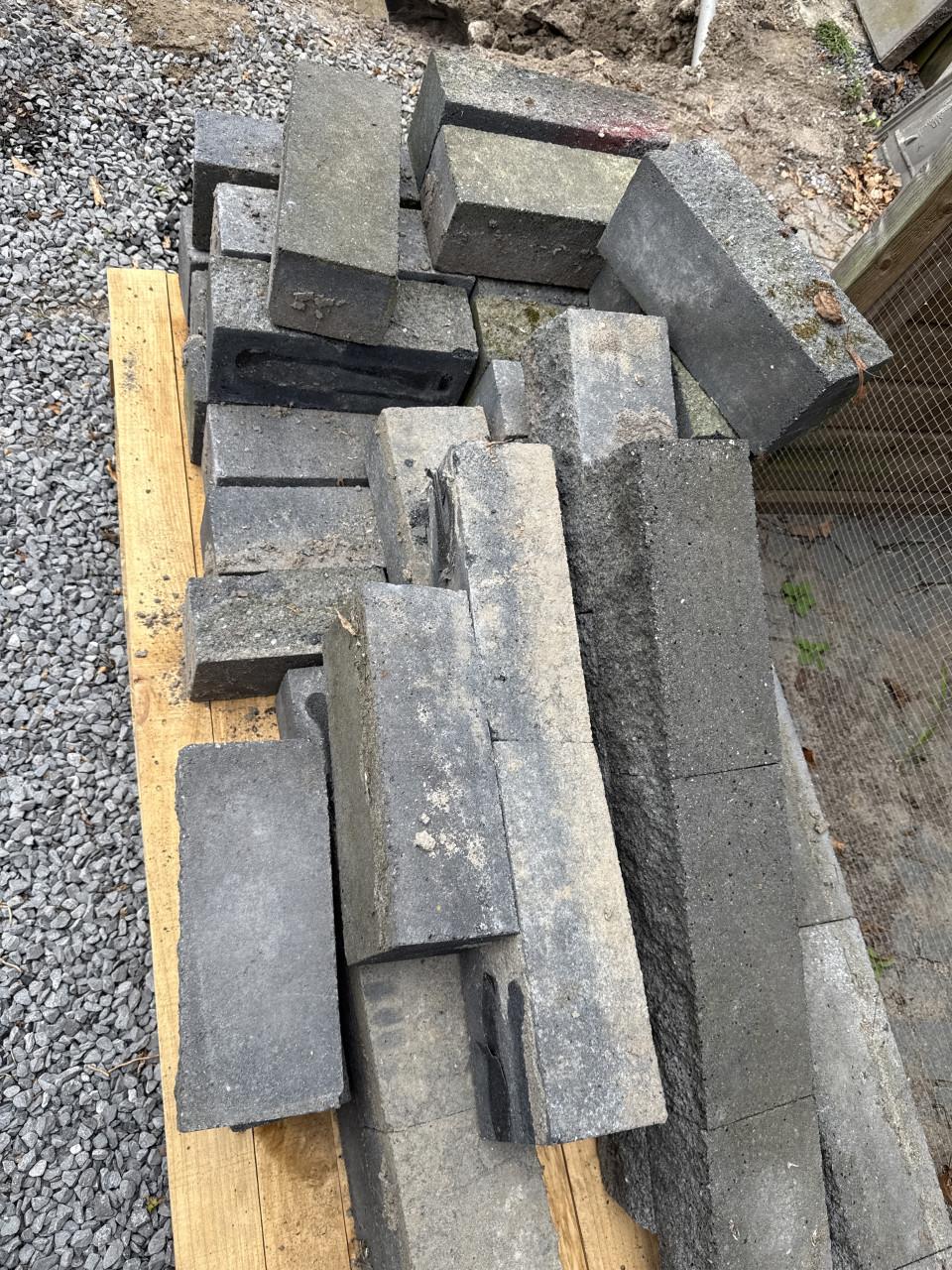 Stenen gratis ophalen