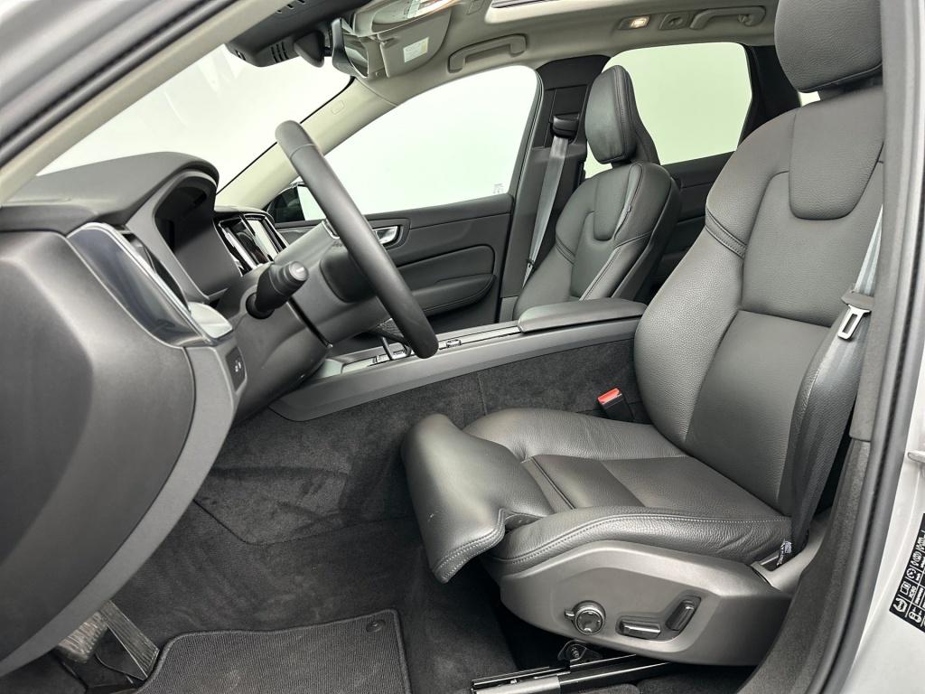 Volvo XC60 t8 455pk recharge dark| luchtvering| adap.cruise| 360camera| awd