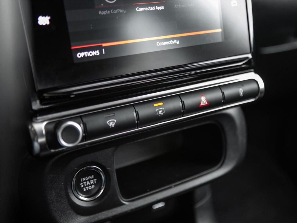 Citroen C3 1.2 puretech 83pk shine | navigatie | camera | park. sensoren | 