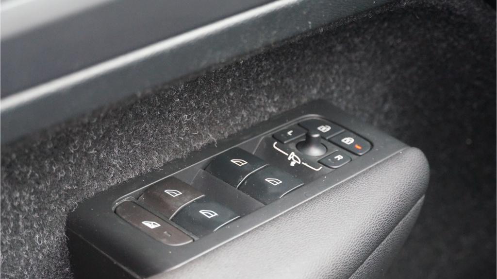 Volvo XC40 1.5 t5 recharge inscription rijklaar incl