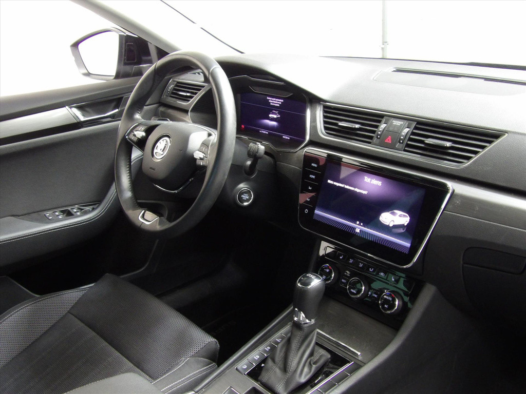Skoda Superb combi 1.4 tsi phev 217pk dsg-6 style
