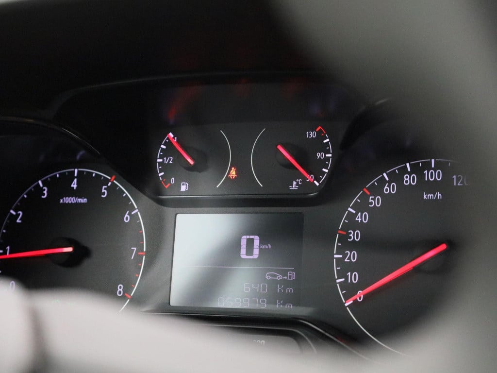 Opel Combo 1.5d l2h1 edition | navigatie | apple carplay/android auto | par
