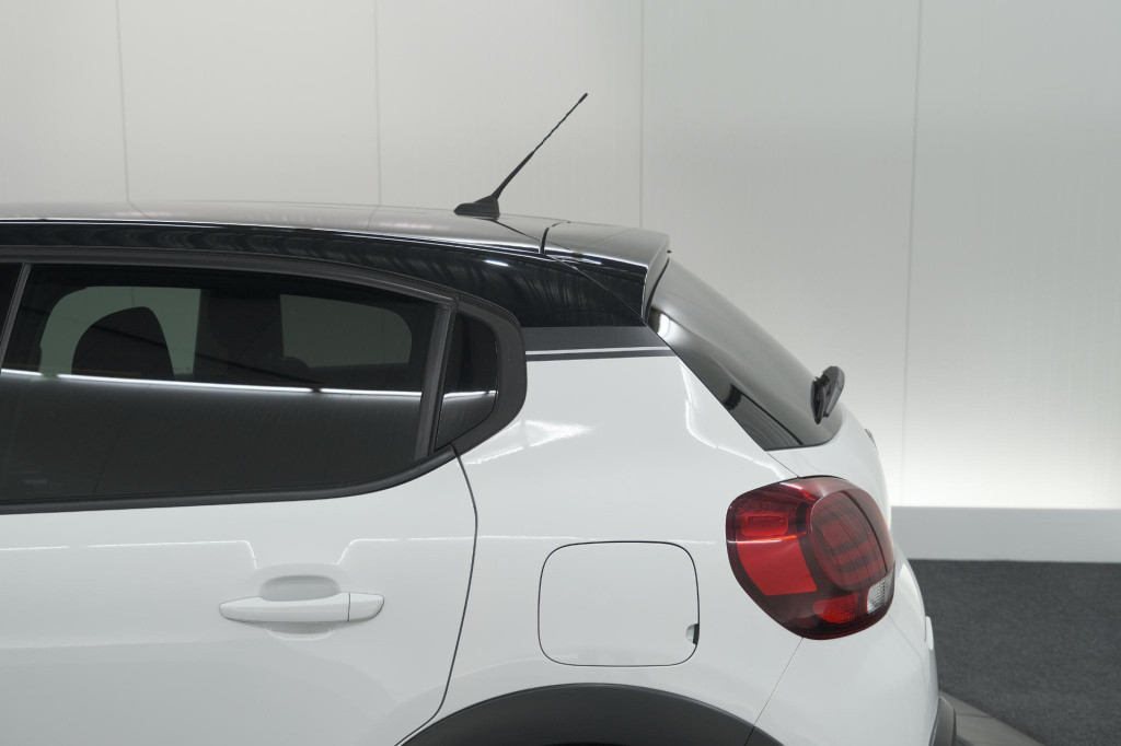 Citroen C3 puretech 110 s&s shine | camera | navigatie | apple carplay | pa