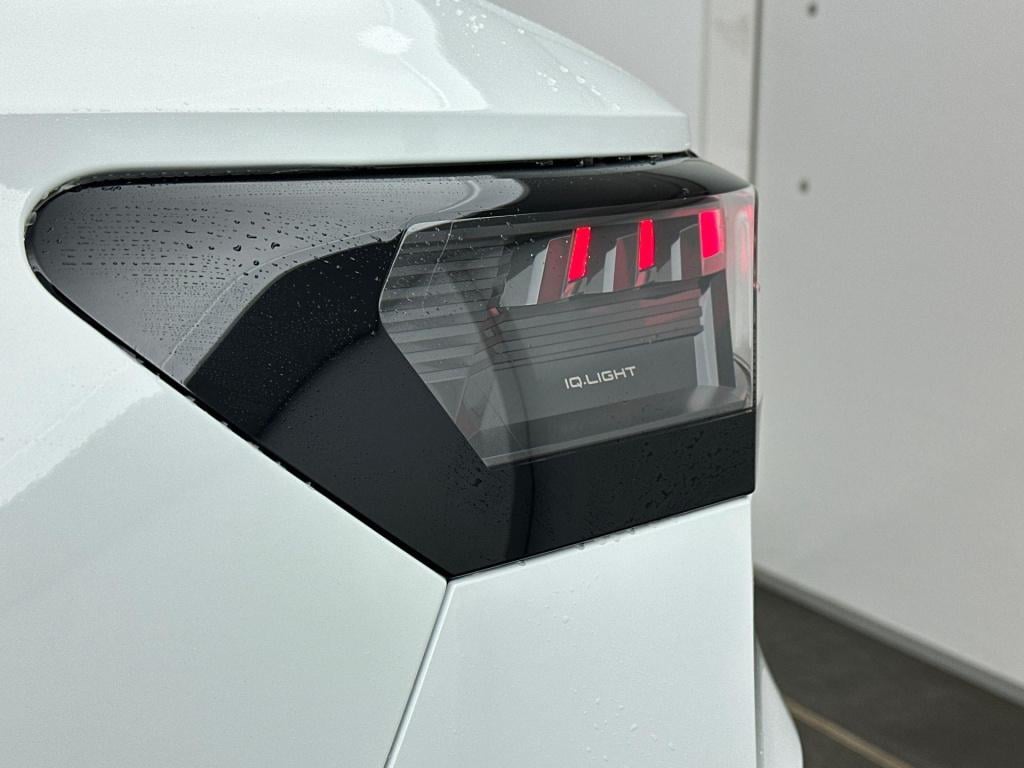 Volkswagen T-roc 1.5 etsi r-line first edition