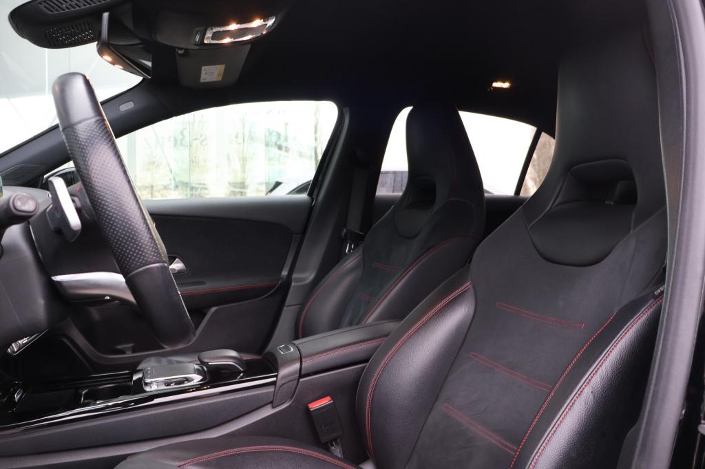 Mercedes-Benz A-Klasse 180 business solution amg i btw i automaat i camera 