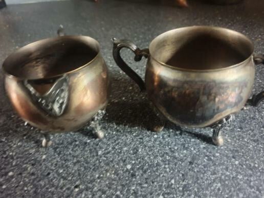 Mooi antiek suiker en melk stelletje merk leonard silver aangeboden.bieden!