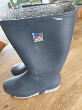 Te koop nieuwe rubbere laarzen