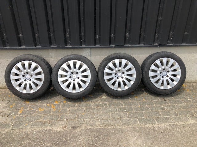 Mercedes Benz banden - 205/55 R16