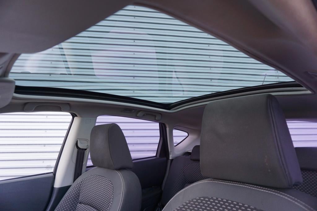 Nissan Qashqai 1.6 acenta airco / cruise / elektr. ramen / parkeers. / trek