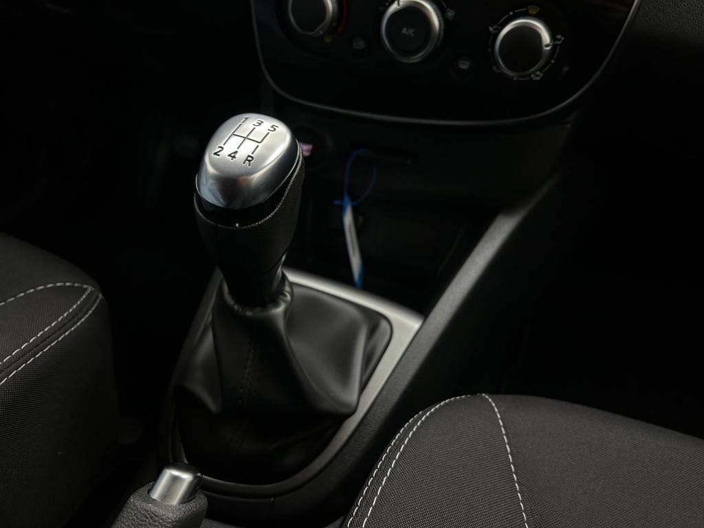 Renault Clio occasion 0.9 tce limited | grijs | airco | tweedehands renault