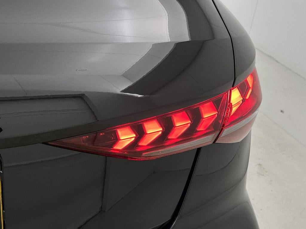 Audi A3 sportback 35 tfsi s edition | 2x s-line | panoramadak | sonos | mat
