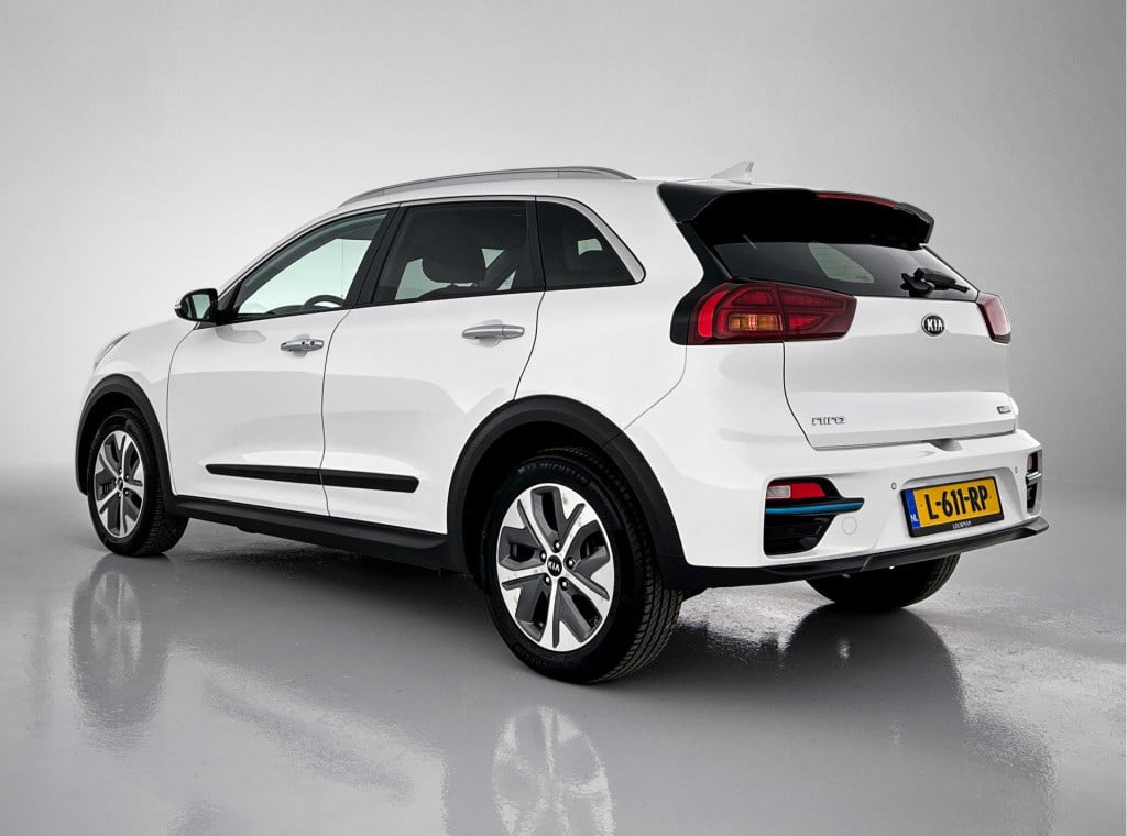 Kia E-niro dynamicplusline 64 kwh | schuif-/kanteldak |