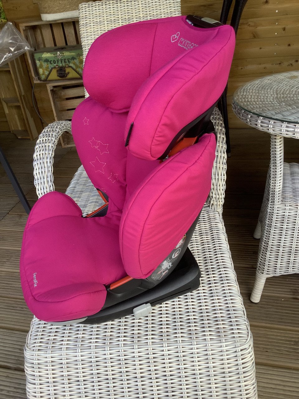 Nette autostoel Maxi-Cosi FeroFix. Verstelbare rug in hoogte.