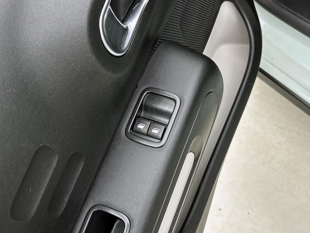 Citroen C3 82 pk feel edition | rijklaar | trekhaak | parkeersensoren | nav