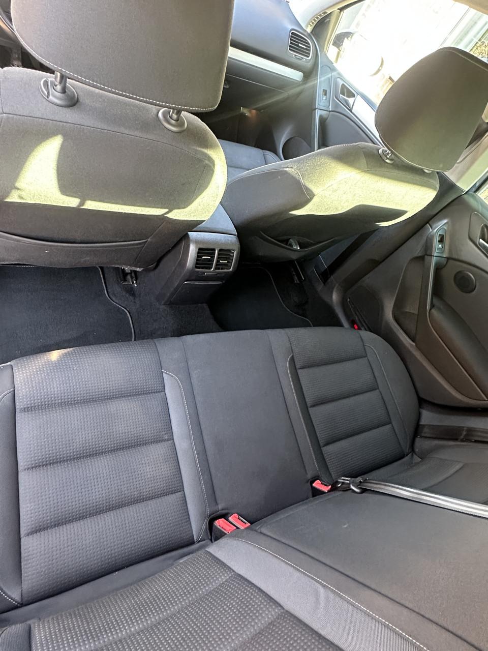 Volkswagen Golf 1.2 TSI 77KW 2011 Blauw nieuwe apk