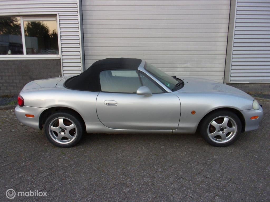 Mazda Mx-5 1.6i touring