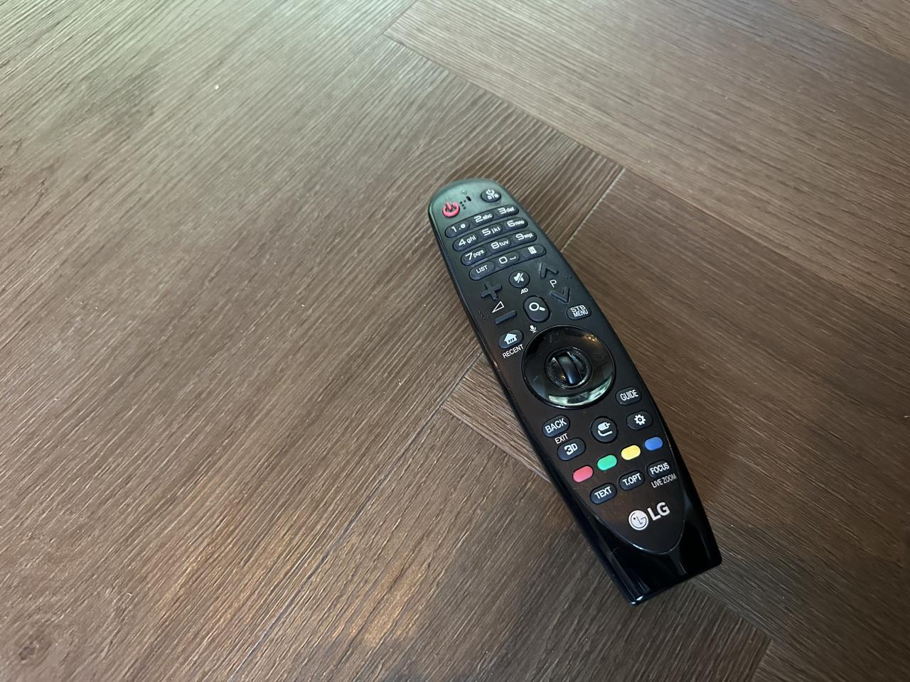 LG OLED65B6V 65 inch OLED televisie