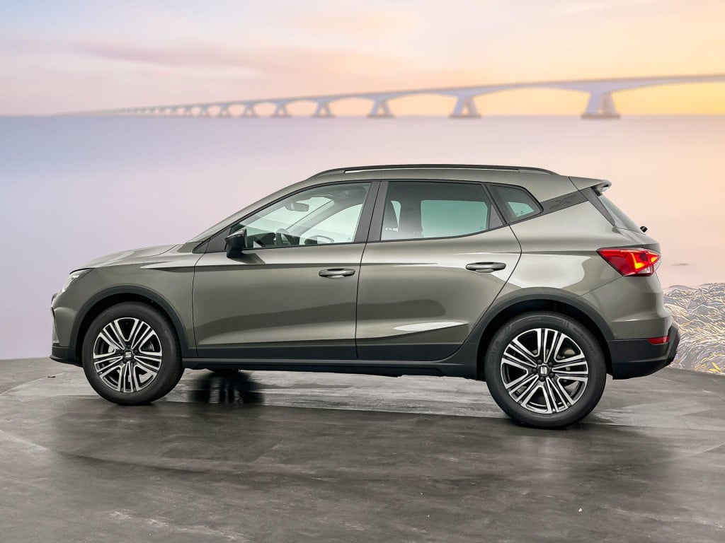 Seat Arona style business connect 1.0 85 kw / 115 pk ecotsi s