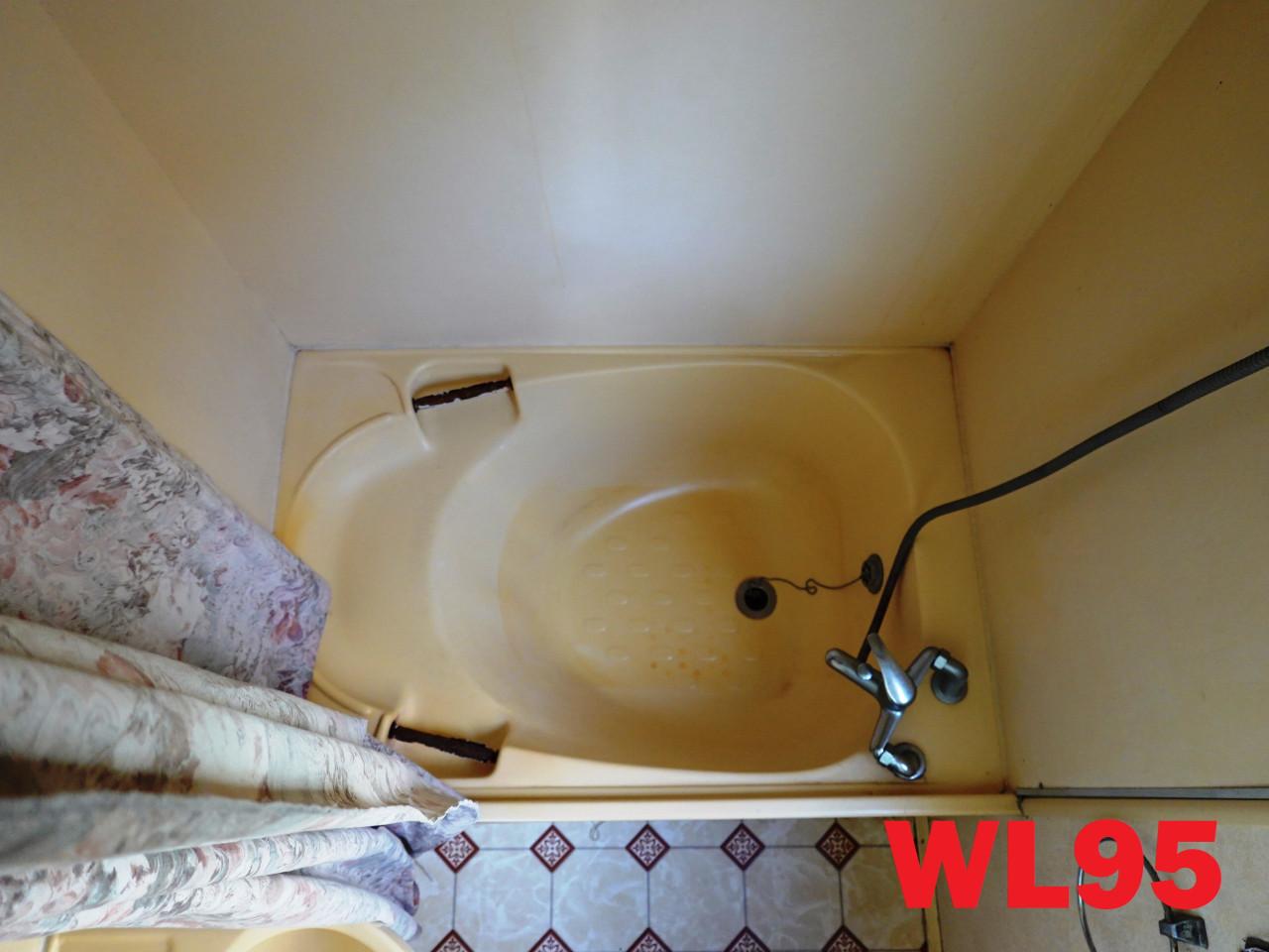 Betaalbare opknap stacaravan te koop voor 6 personen