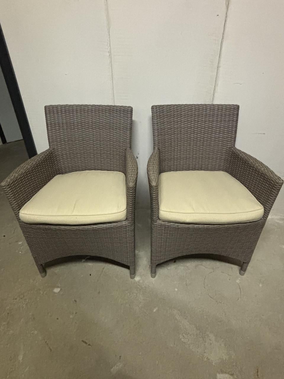 Tuinset Jati en Kabon