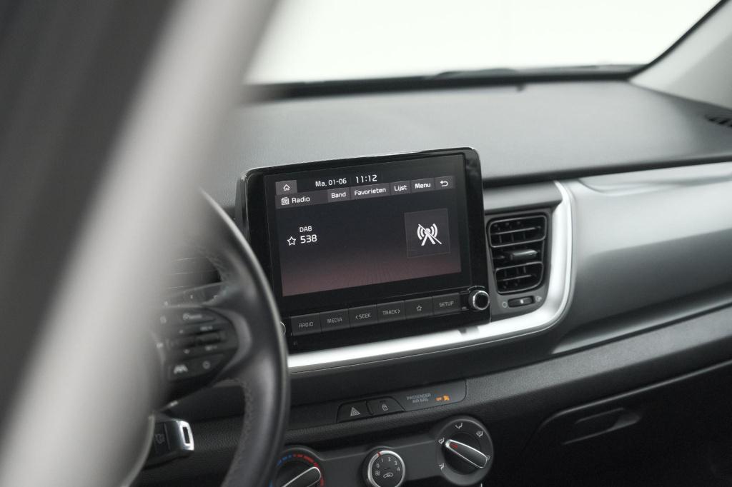 Kia Stonic 1.0 t-gdi mhev dynamicline | camera | apple carplay | parkeersen