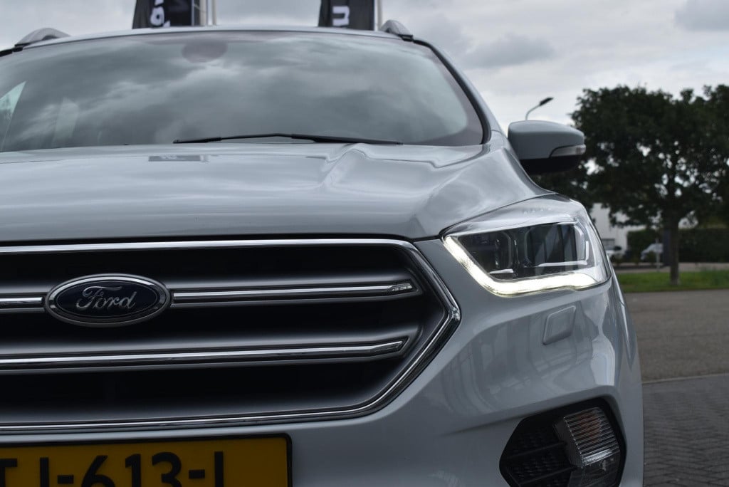 Ford Kuga 1.5 ecoboost titanium