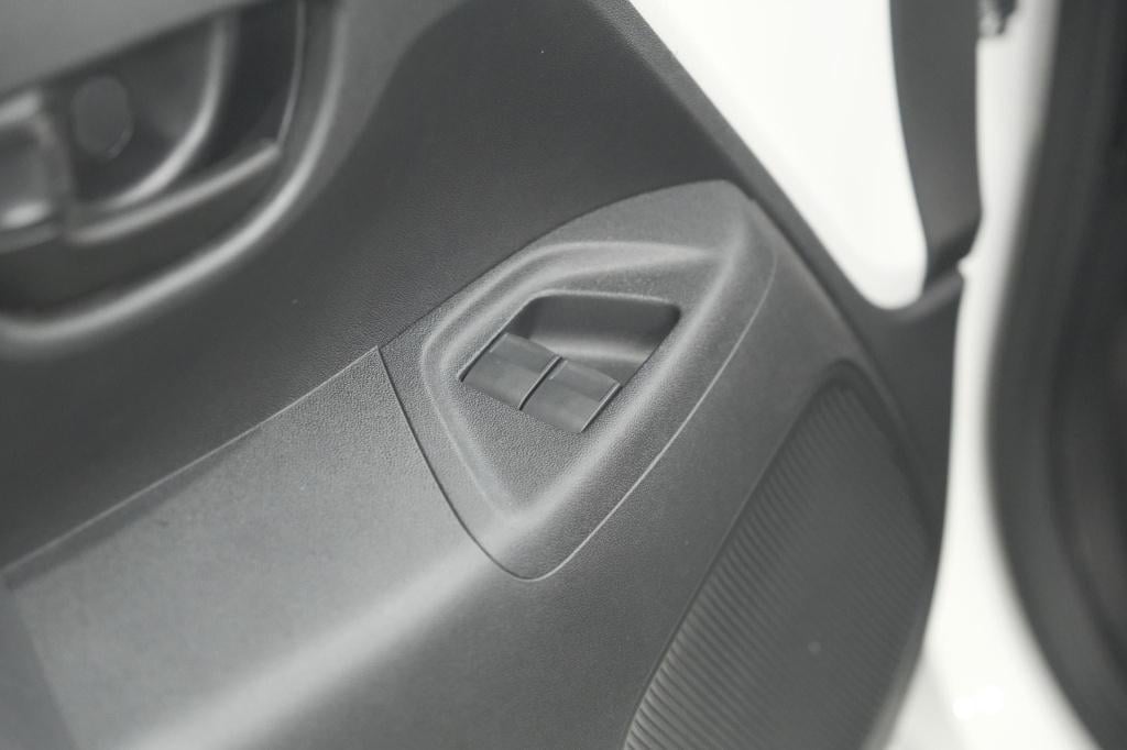 Citroen C1 1.0 vti airscape feel | vouwdak | camera | apple carplay | dab+