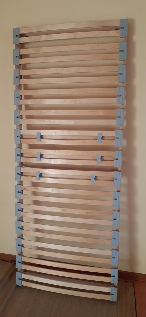 Houten lattenbodem 80 x 200 cm.