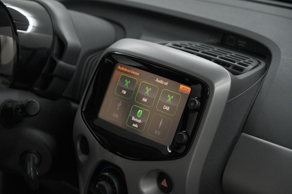 Citroen C1 1.0 e-vti feel | camera | airco | lichtmetalen velgen | dab | 5 