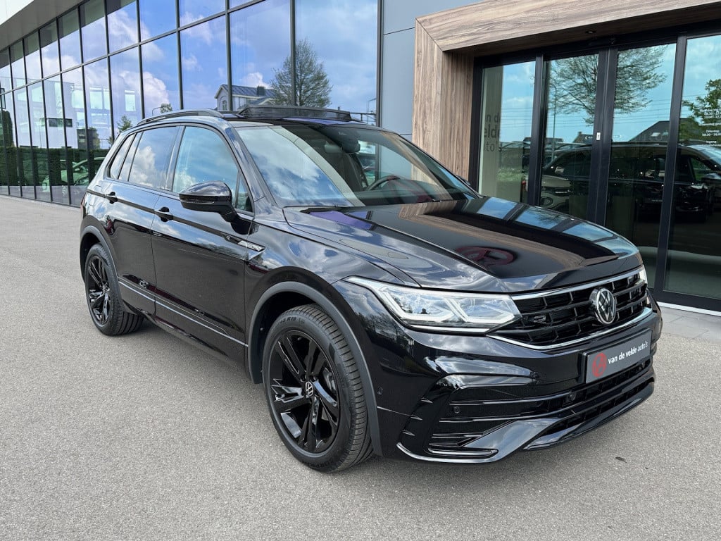 Volkswagen Tiguan 1.5 tsi 150pk dsg r-line | black line | panoramadak | tre