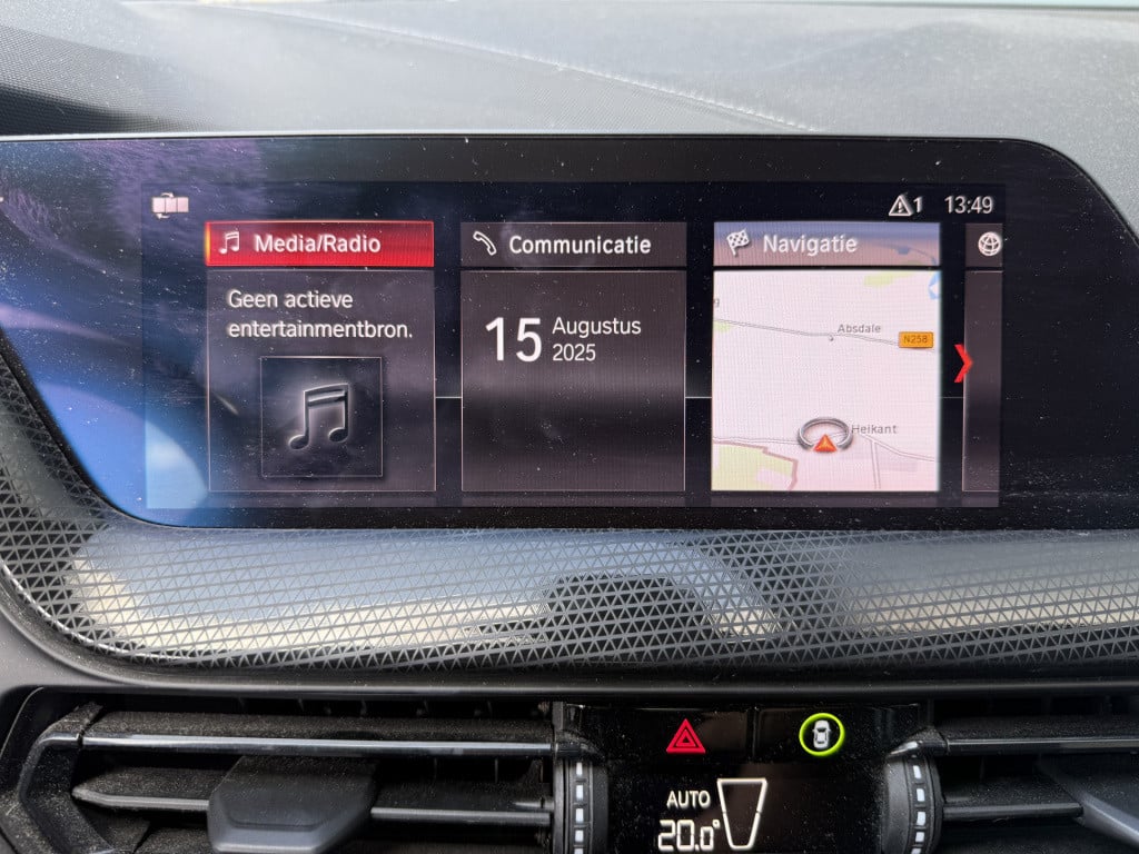BMW 1 Serie 118i 140pk automaat high executive sportline 5-drs
