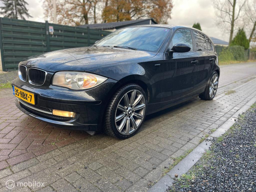 BMW 1 Serie 116i business line grote beurt gedaan !