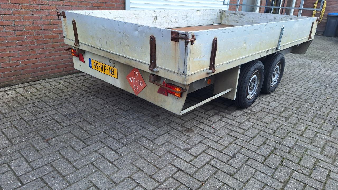 Plateauwagen 2000kg