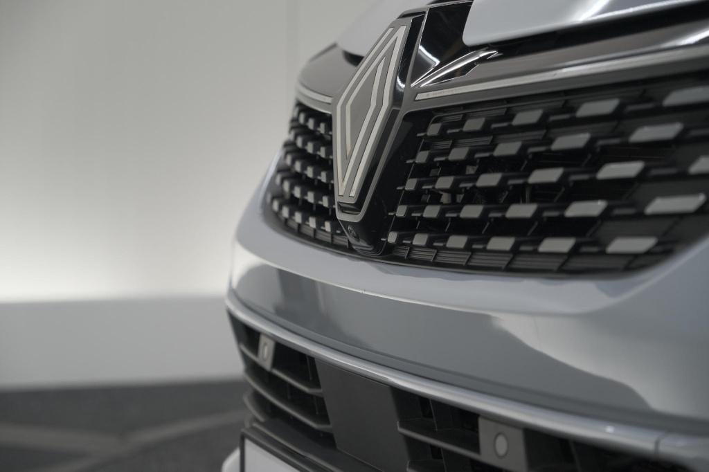 Renault Clio tce 90 gpf techno | 360 camera | adaptieve cruise control | 9.