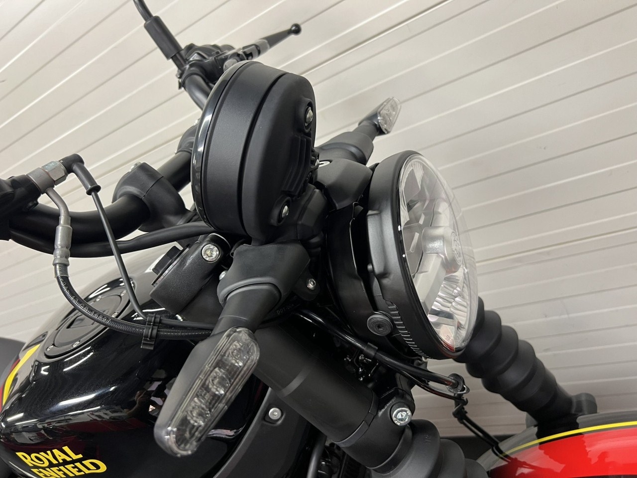 Nieuw de Royal Enfield Guerrilla 450! Nu op voorraad!