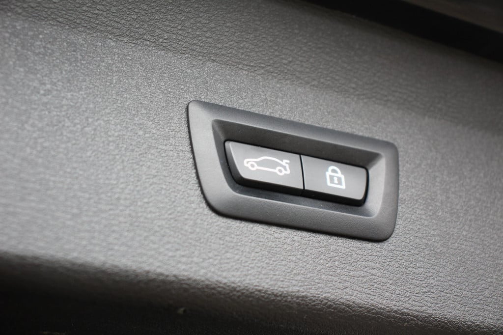 BMW X1 sdrive18i m sport - pano - leder - led - headup - navi plus - full o