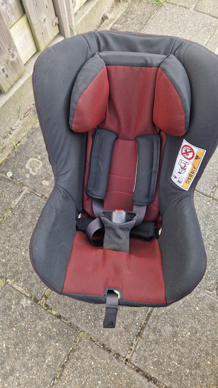 Audi kinderzitje met ISOfix basis en maxicosi