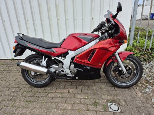 Suzuki GS500E Challenger, 35Kw