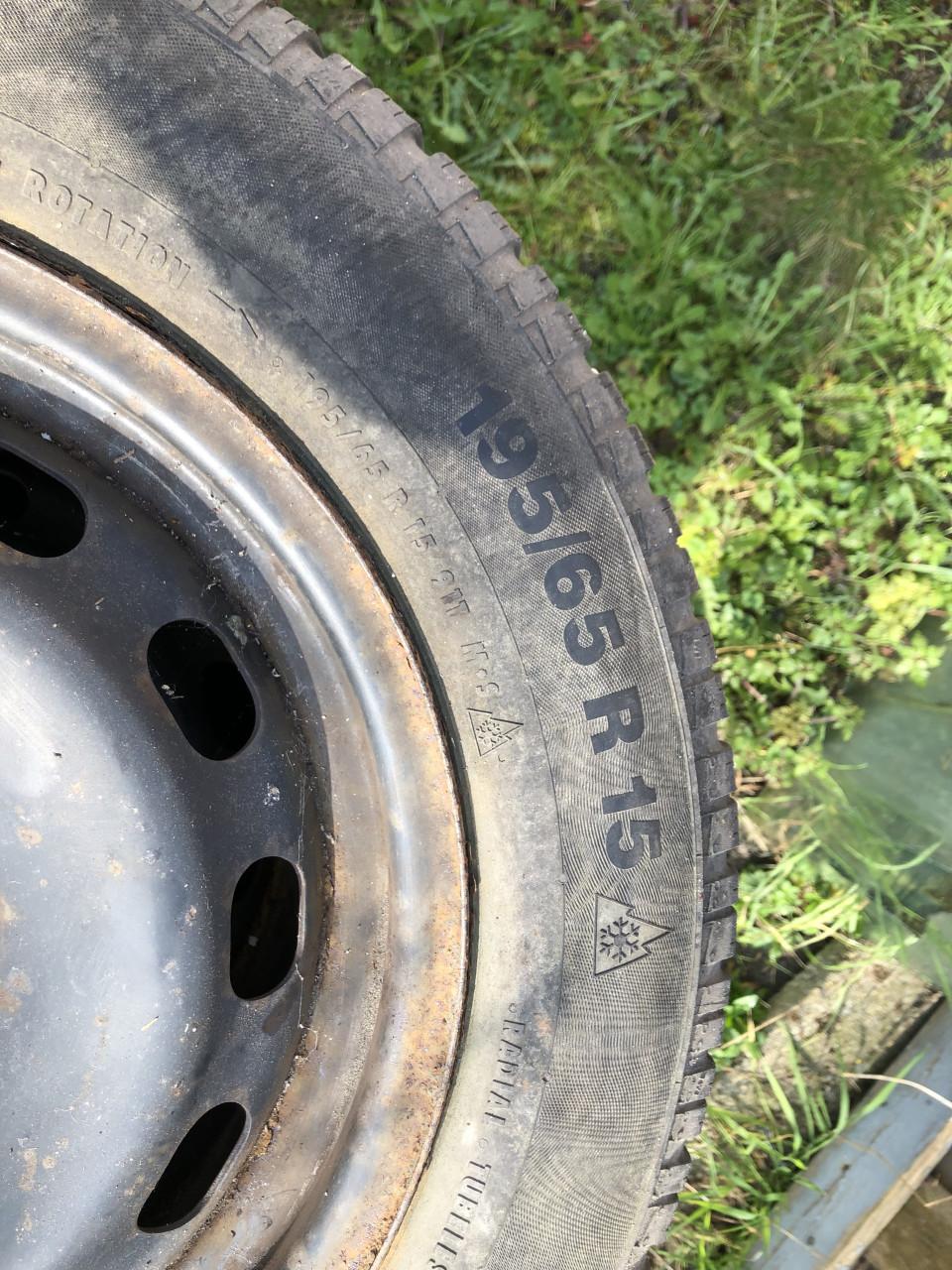 Stalen velgen met banden volvo ford