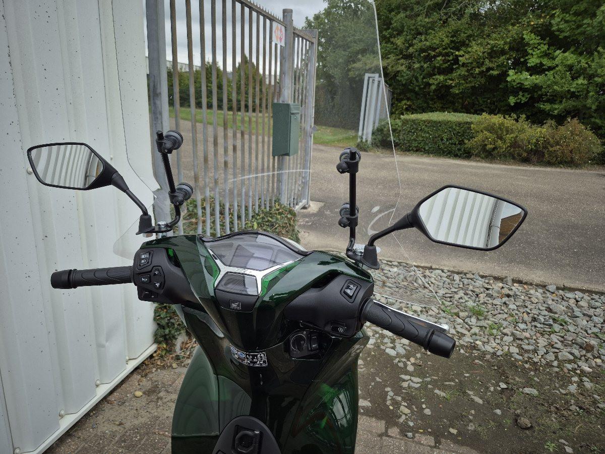 Honda SH125 Motorscooter uit 2024