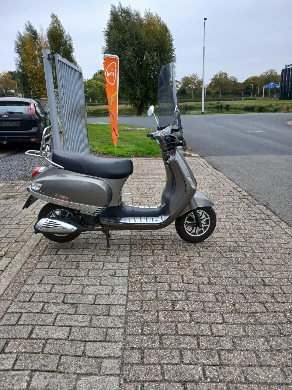 Turbho RL-50 scooter