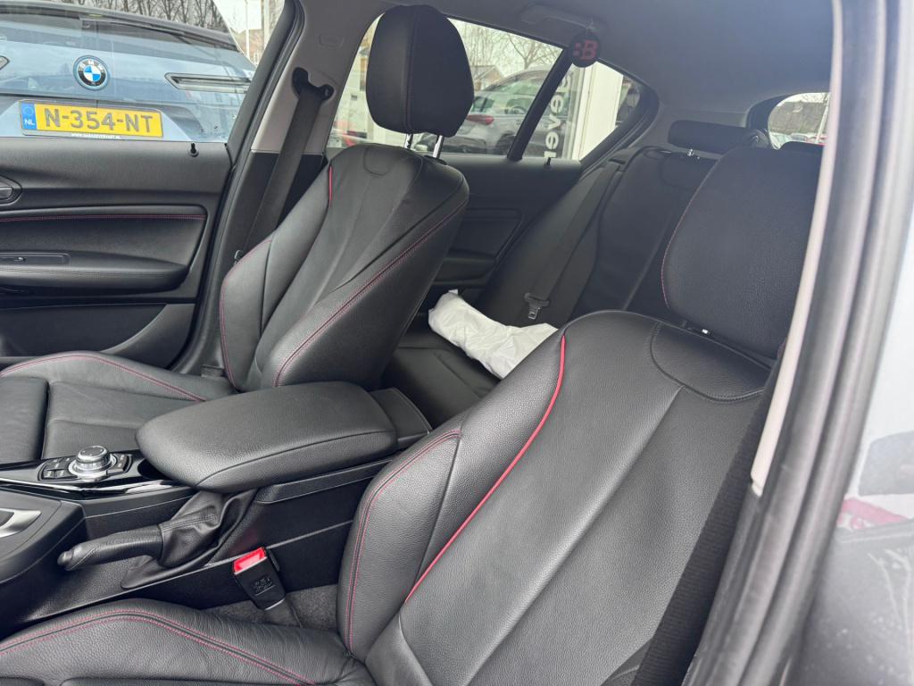 BMW 1 Serie 125i edition sport line shadow high executive