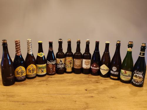 Ruim 75 flessen speciaalbier in 75cl flessen