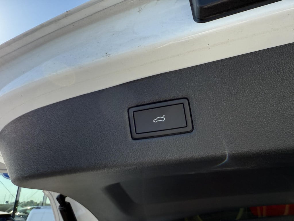 Ford Explorer premium extended range rwd 77 kwh 20'' lmv | panoramadak | hu