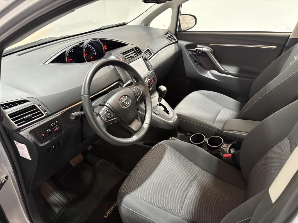 Toyota Corolla Verso 1.8 vvt-i skyview edition